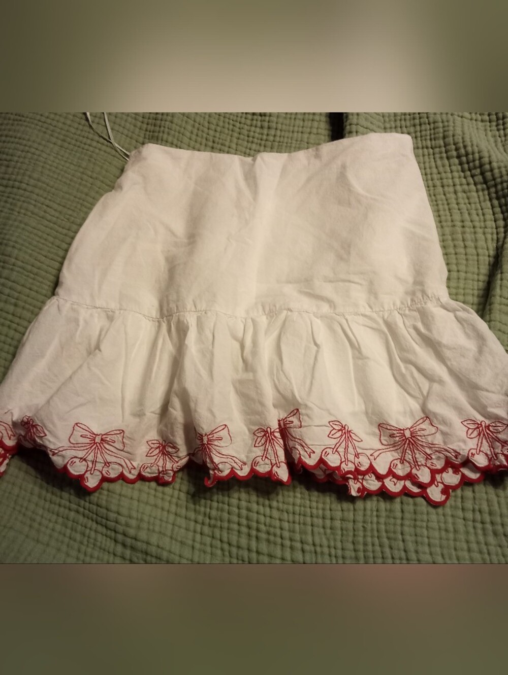 Francesca's Collections White Mini Skirt with Red Bow Embroidery